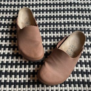 Birkenstock Birkis clog slip ons tan 38/7
